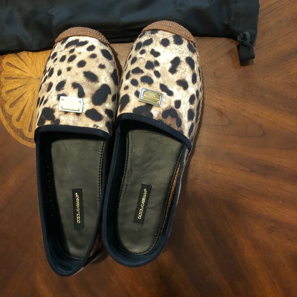 WOMEN DOLCE AND GABBANA ESPADRILLE LAMB SKIN WITH GOLD LABEL LOGO